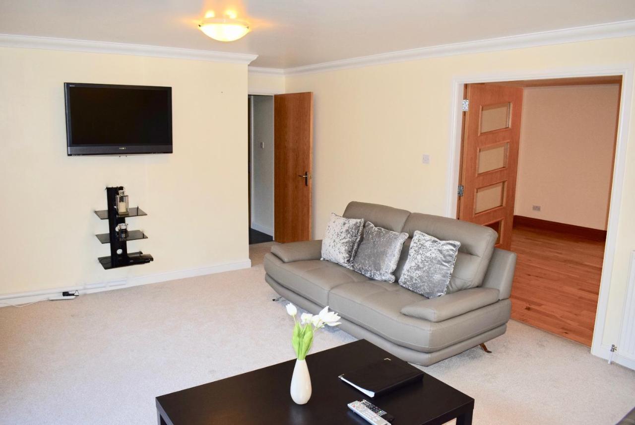 Kelpies Serviced Apartments Kavanagh- 5 Bedrooms Батгэйт Экстерьер фото